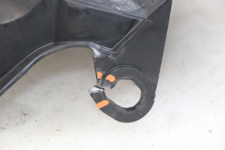 photo de PARTE INTERNA DA FRENTE YAMAHA X-MAX XMAX 125 (2010 - 2013) - Outro ângulo de visão