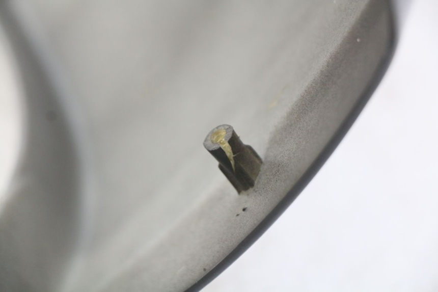 photo de FRENTE TNT MOTOR OTTO 2T 50 (2012 - 2018) - Zoom do estado de desgaste