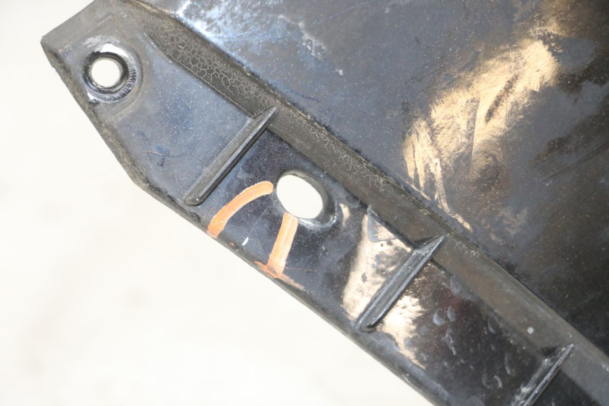 photo de FRENTE PEUGEOT SATELIS COMPRESSOR K15 125 (2006 - 2009) - Detalhes característicos