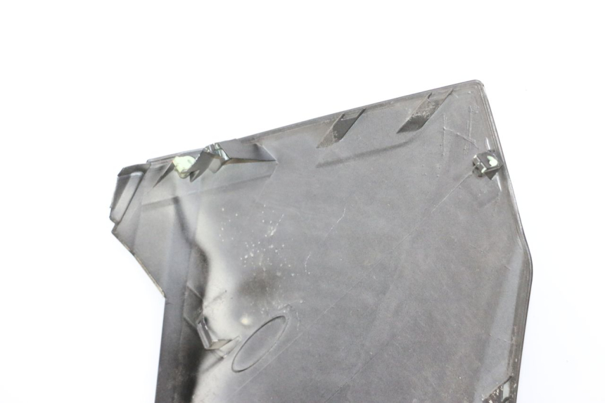 photo de FRENTE PEUGEOT SATELIS 125 (2006 - 2009) - Detalhes característicos