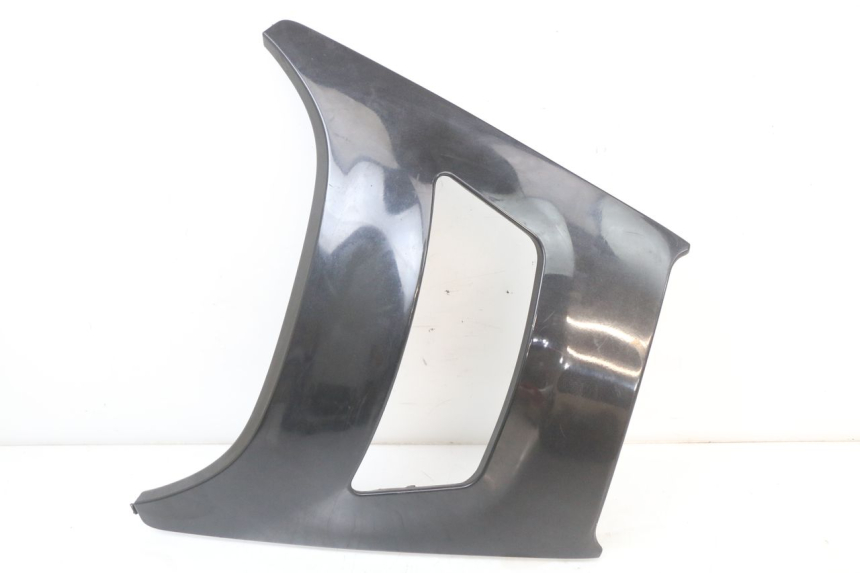 photo de PARTE FRONTAL SUPERIOR BMW C1 125 (2000 - 2003) - Zoom do estado de desgaste