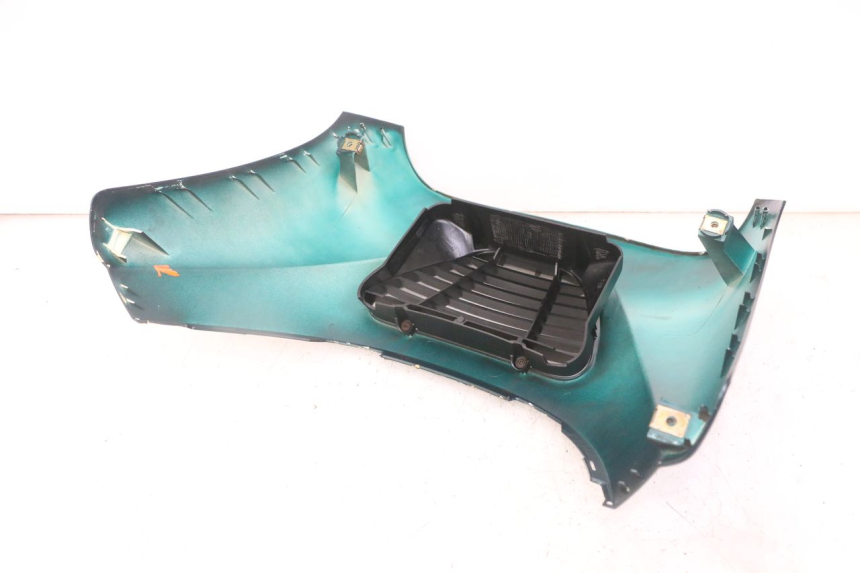 photo de PARTE FRONTAL SUPERIOR PEUGEOT ELYSEO 125 (1999 - 2004) - Zoom do estado de desgaste