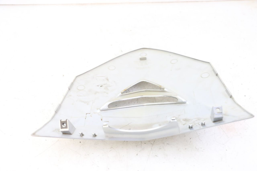 photo de PARTE FRONTAL SUPERIOR MBK FLAME X 125 (2007 - 2016) - Detalhe da peça