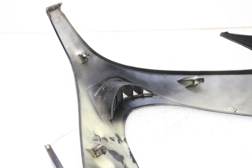 photo de PARTE FRONTAL SUPERIOR JM MOTORS GTS 125 (2015 - 2019) - Estado da superfície