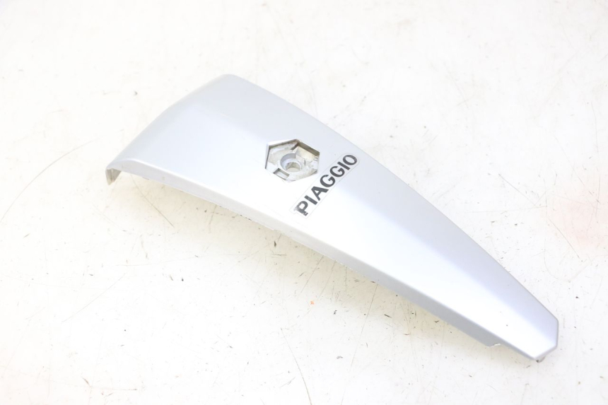 photo de PARTE FRONTAL SUPERIOR PIAGGIO LIBERTY 125 (1998 - 2008) - Estado da superfície