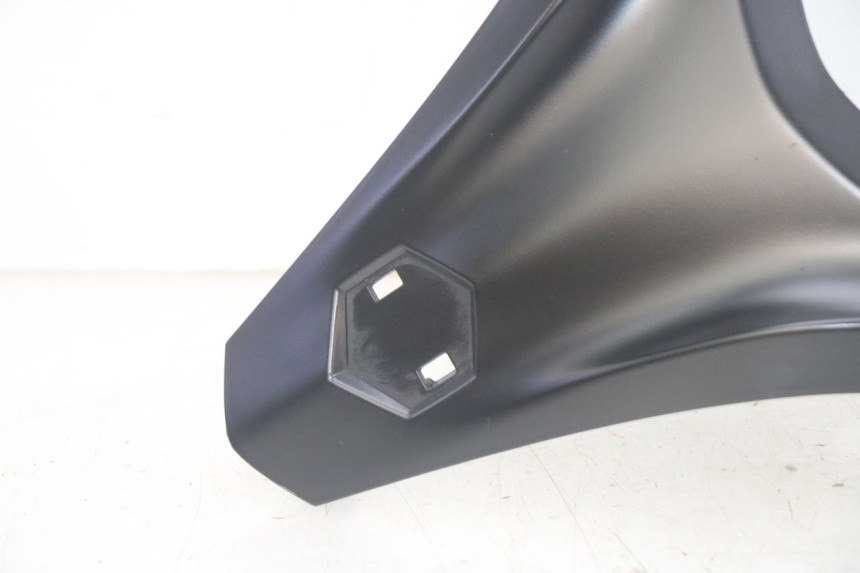 photo de PARTE FRONTAL SUPERIOR PIAGGIO MP3 HPE 300 (2019 - 2026) - Pontos de fixação