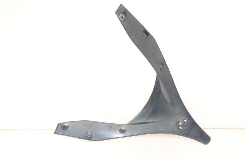 photo de PARTE FRONTAL SUPERIOR PIAGGIO MP3 LT 300 (2010 - 2016) - Zoom do estado de desgaste