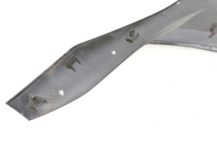 photo de PARTE FRONTAL SUPERIOR PIAGGIO MP3 LT 300 (2010 - 2016) - Zoom do estado de desgaste