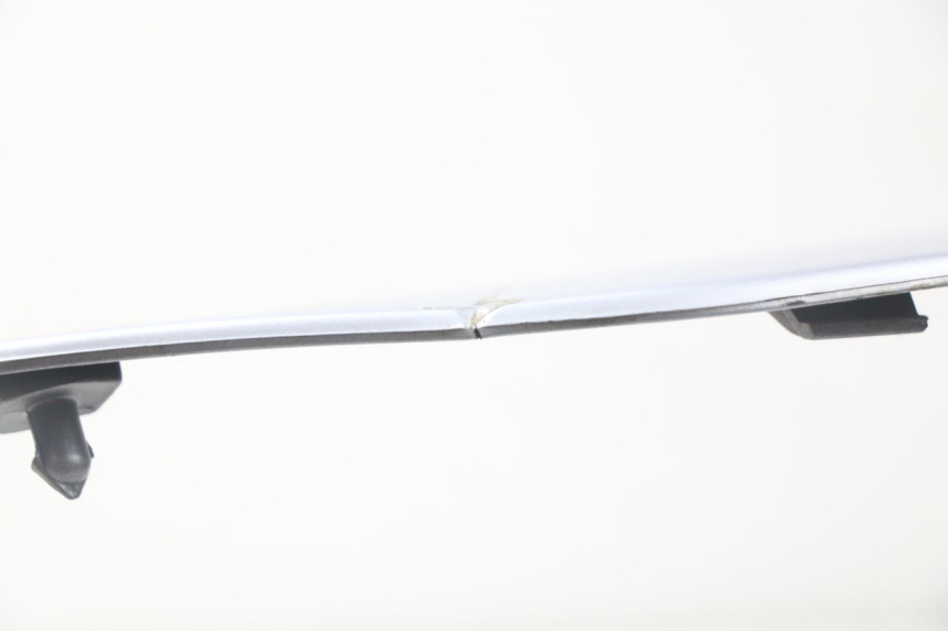 photo de PARTE FRONTAL SUPERIOR PIAGGIO MP3 125 (2006 - 2014) - Zoom do estado de desgaste