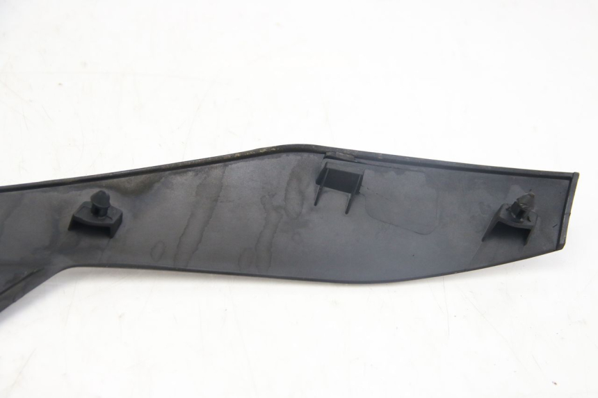 photo de PARTE FRONTAL SUPERIOR PIAGGIO MP3 125 (2006 - 2014) - Peça verificada