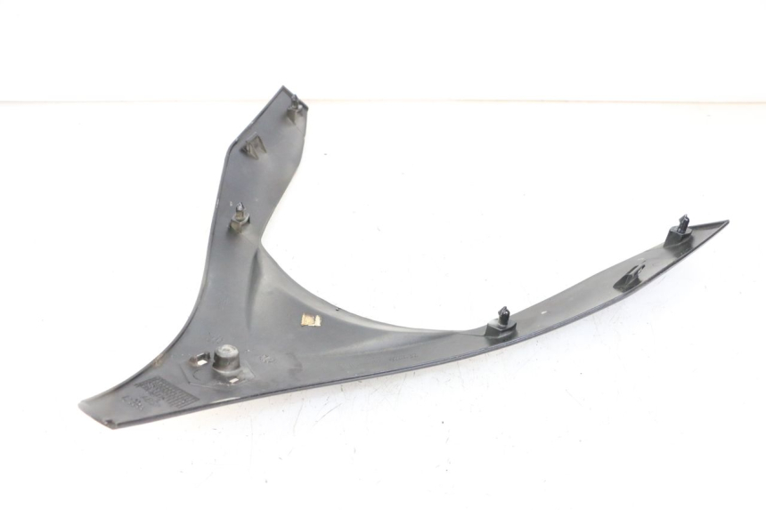 photo de PARTE FRONTAL SUPERIOR PIAGGIO MP3 500 (2011 - 2015) - Pontos de fixação