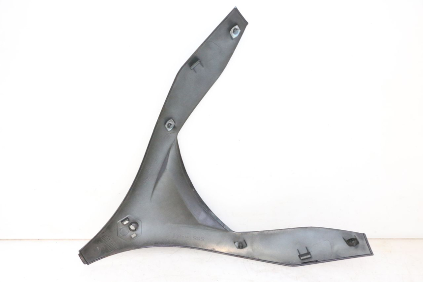 photo de PARTE FRONTAL SUPERIOR PIAGGIO MP3 125 (2006 - 2014) - Detalhe da peça