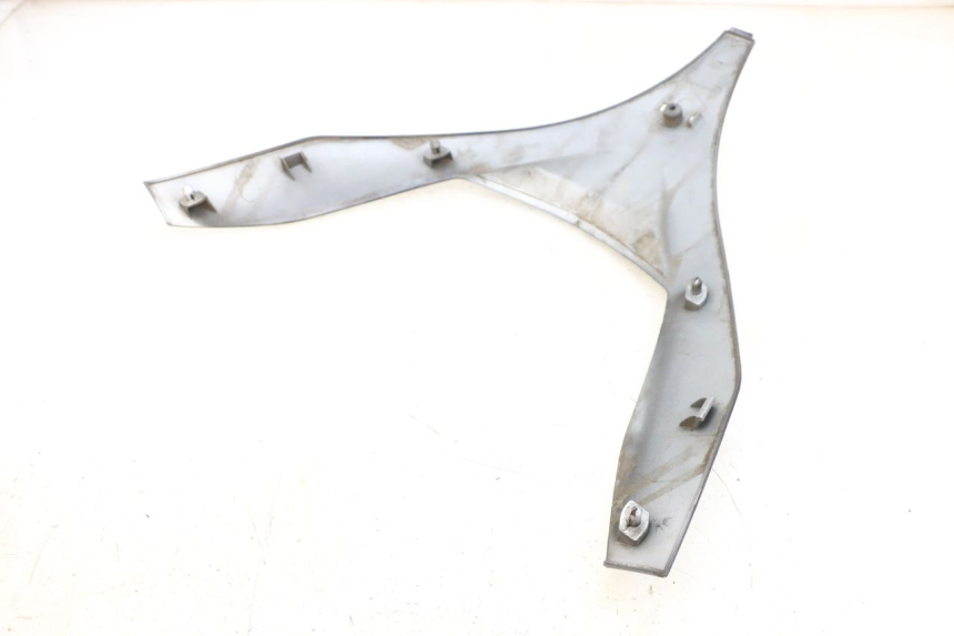 photo de PARTE FRONTAL SUPERIOR PIAGGIO MP3 125 (2006 - 2014) - Ampliação técnica