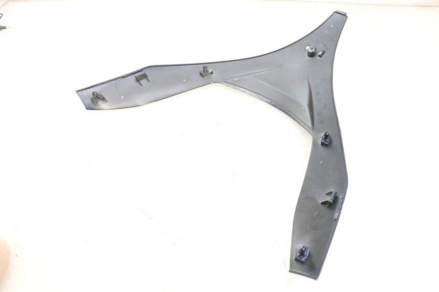 photo de PARTE FRONTAL SUPERIOR PIAGGIO MP3 RL 250 (2006 - 2010) - Vista geral
