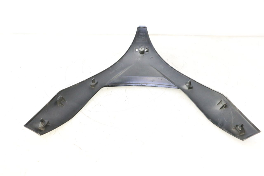 photo de PARTE FRONTAL SUPERIOR PIAGGIO MP3 500 (2011 - 2015) - Zoom do estado de desgaste