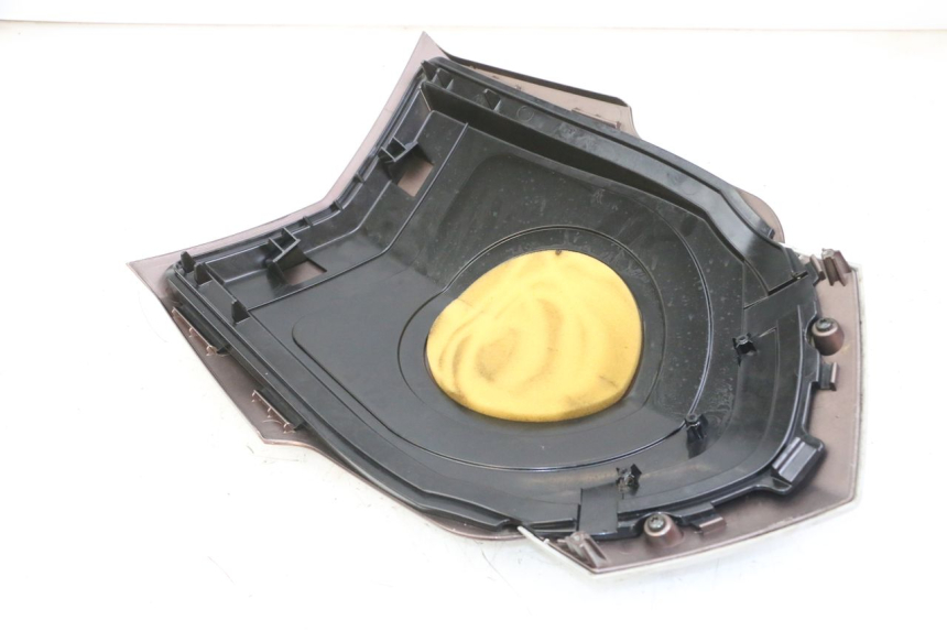 photo de PARTE FRONTAL SUPERIOR PEUGEOT VIVACITY 125 (2010 - 2017) - Outro ângulo de visão