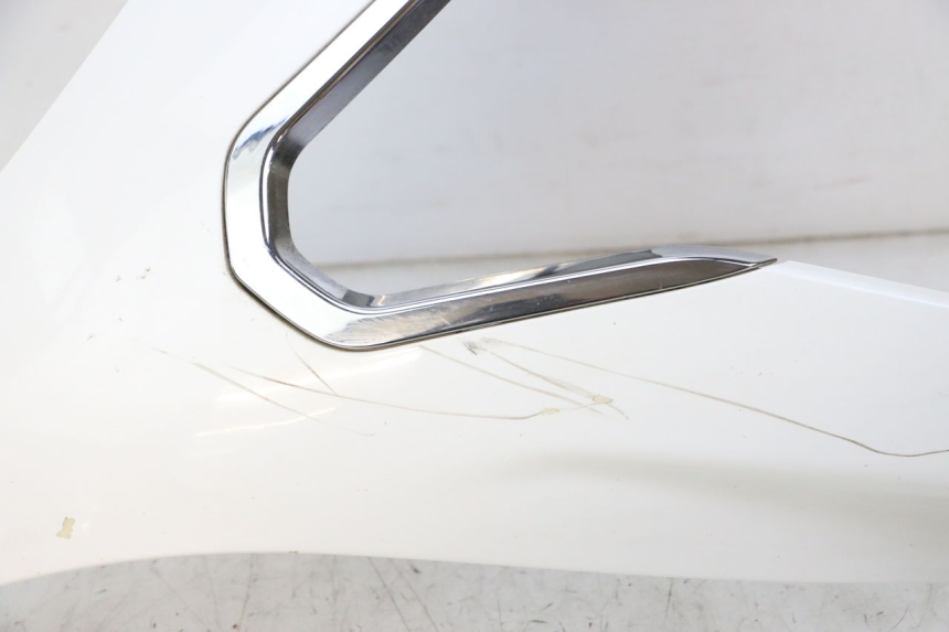photo de PARTE FRONTAL SUPERIOR PEUGEOT SATELIS 125 (2010 - 2012) - Ampliação dos componentes