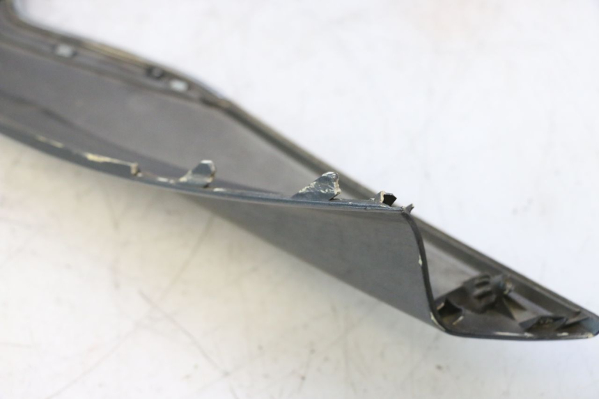 photo de PARTE FRONTAL SUPERIOR PEUGEOT SATELIS 125 (2013 - 2018) - Detalhe da peça