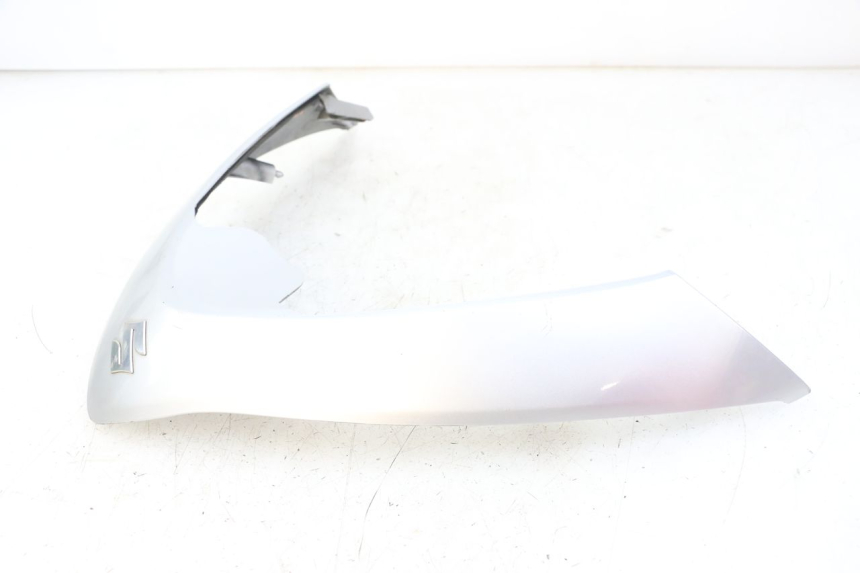 photo de PARTE FRONTAL SUPERIOR SUZUKI BURGMAN 125 (2007 - 2014) - Pontos de fixação