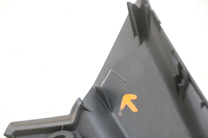 photo de PARTE FRONTAL SUPERIOR YAMAHA TRICITY 300 (2020 - 2024) - Outro ângulo de visão