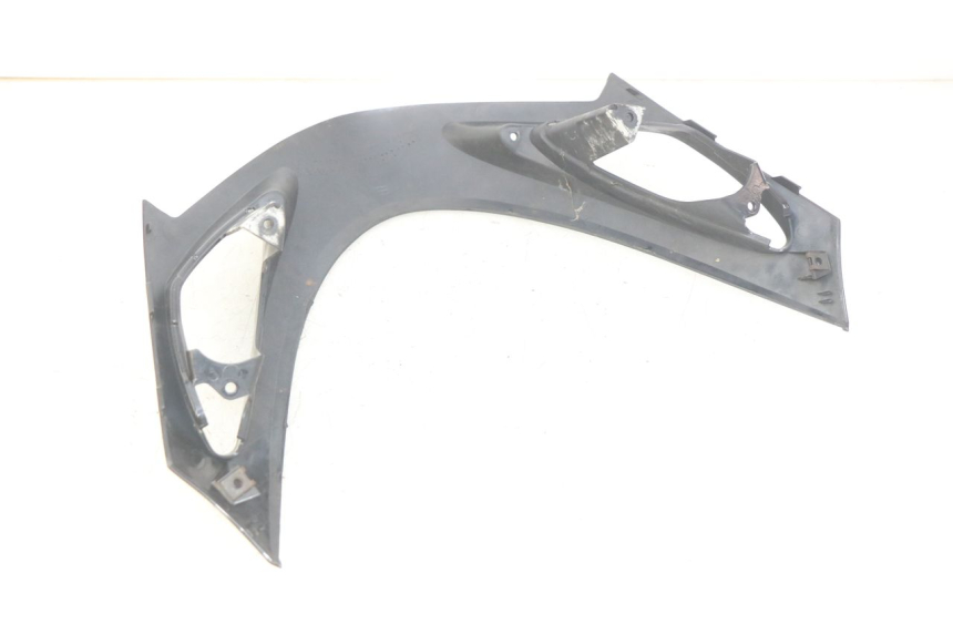 photo de PARTE FRONTAL SUPERIOR SUZUKI UH BURGMAN 125 (2002 - 2006) - Zoom do estado de desgaste