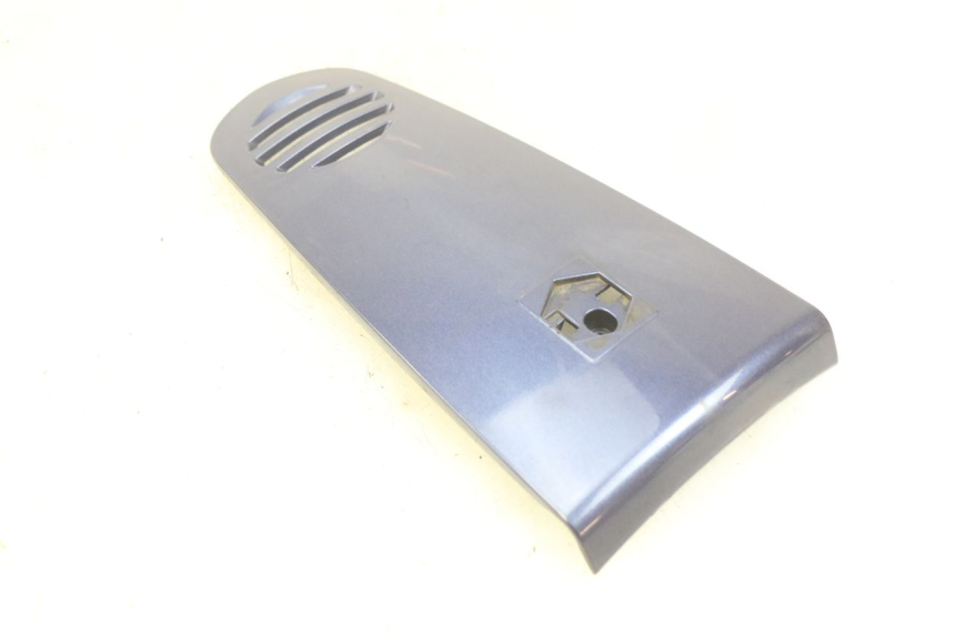 photo de PARTE FRONTAL SUPERIOR PIAGGIO VESPA GRANTURISMO 125 (2003 - 2007) - Outro ângulo de visão