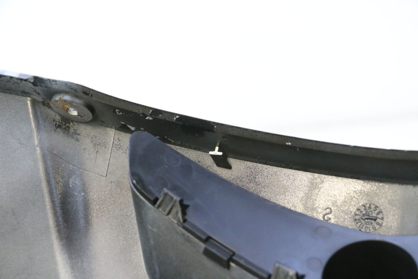 photo de PARTE FRONTAL SUPERIOR YAMAHA XMAX X-MAX 125 (2006 - 2009) - Detalhe da peça