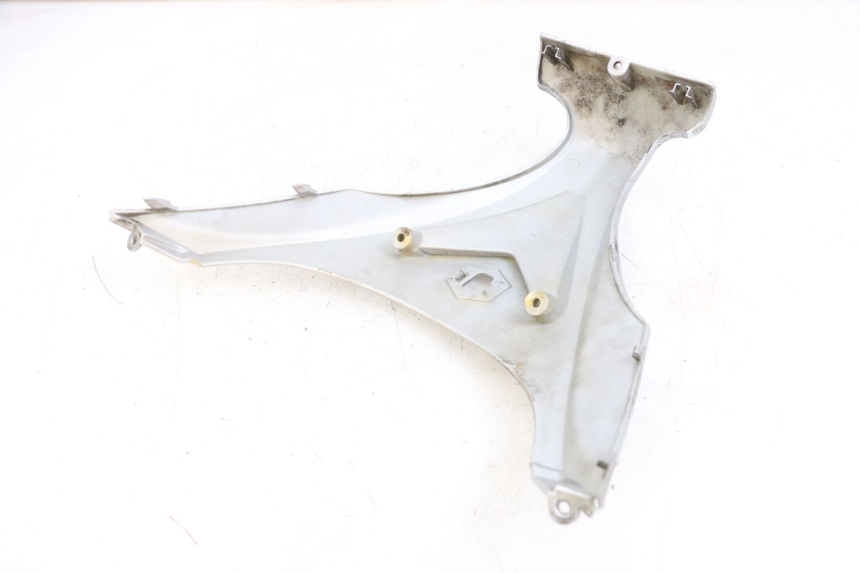photo de PARTE FRONTAL SUPERIOR PIAGGIO X9 125 (2000 - 2003) - Zoom do estado de desgaste