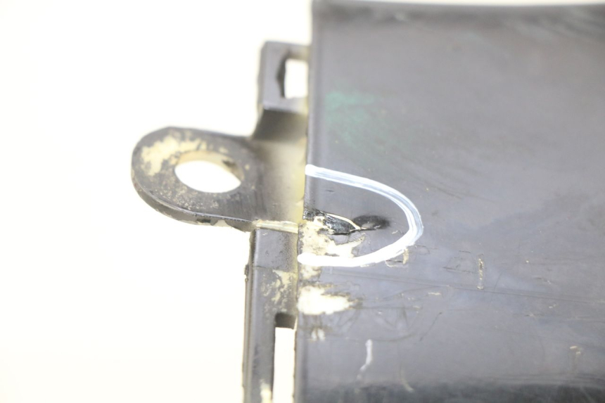 photo de FRENTE PEUGEOT V-CLIC VCLIC 50 (2007 - 2013) - Pontos de fixação