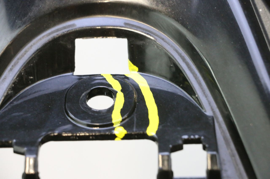photo de FRENTE YAMAHA YP MAJESTY 125 (2002 - 2006) - Pontos de fixação