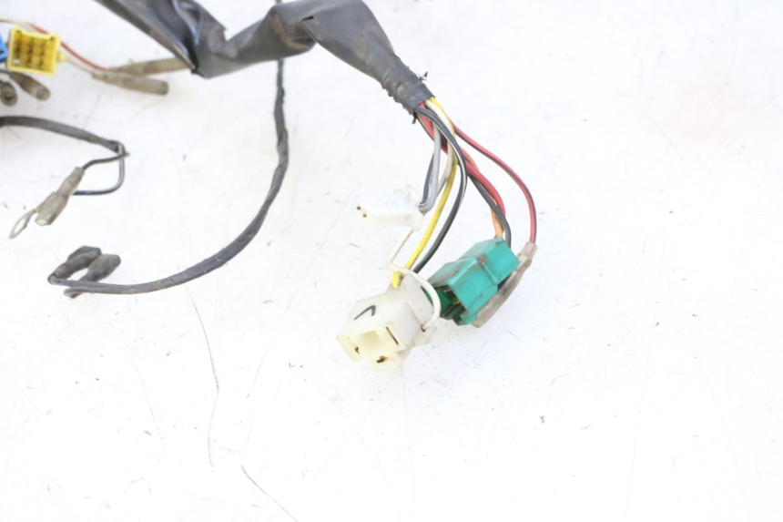 photo de FAIXA DE CABOS HYOSUNG GV AQUILA 125 (2000 - 2009) - Ampliação técnica