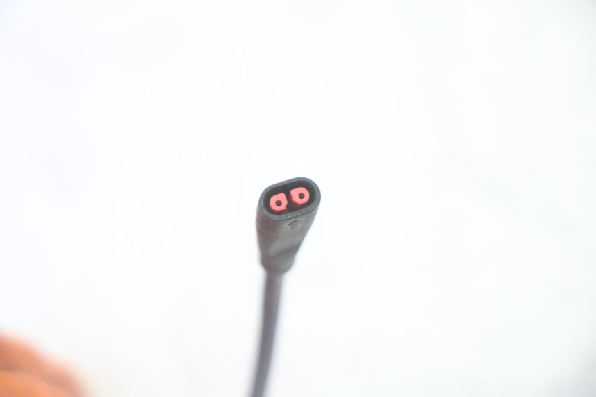 photo de FIO DE BATERIA SEGWAY NINEBOT F65I 1 - Detalhes característicos