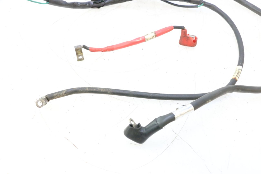photo de FAIXA DE CABOS DA BATERIA KYMCO MXU R 250 (2004 - 2010) - Zoom do estado de desgaste