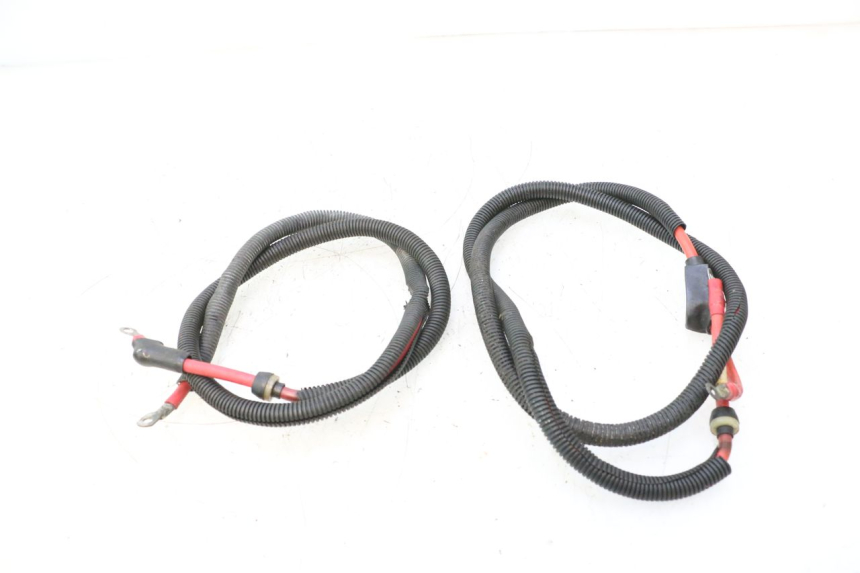 photo de FAIXA DE CABOS DA BATERIA YAMAHA WAVE RUNNER GP R 1200 (2000 - 2003) - Zoom do estado de desgaste