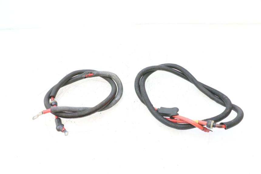 photo de FAIXA DE CABOS DA BATERIA YAMAHA WAVE RUNNER GP R 1200 (2000 - 2003) - Outro ângulo de visão