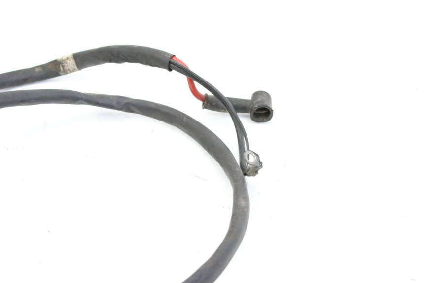 photo de Fiação da bateria YAMAHA XMAX X-MAX 125 (2006 - 2009) - Zoom do estado de desgaste