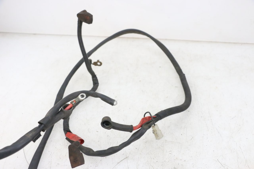 photo de Fiação da bateria YAMAHA X-MAX XMAX 250 (2006 - 2009) - Outro ângulo de visão