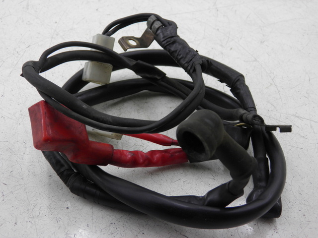 photo de Fiação da bateria YAMAHA TDM 900 (2004 - 2006) - Vista principal