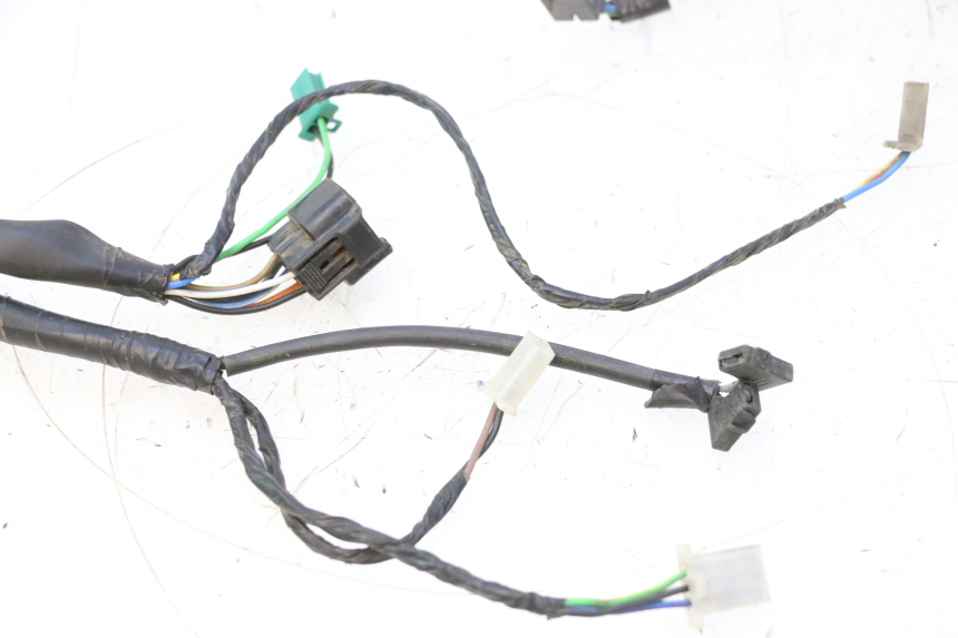 photo de FAIXA DE CABOS MBK BOOSTER SPIRIT 50 (2004 - 2017) - Detalhe da peça