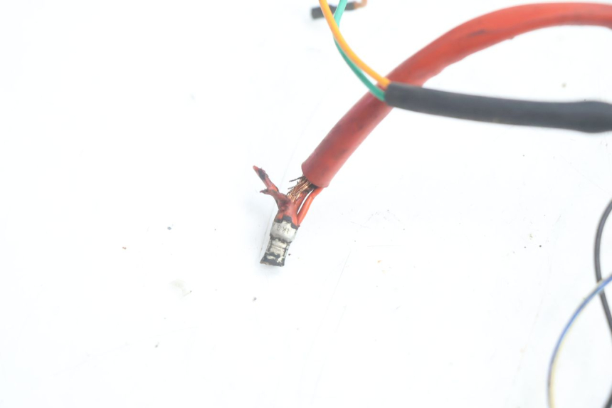 photo de FAIXA DE CABOS PEUGEOT BUXY 50 (1993 - 1998) - Pontos de fixação