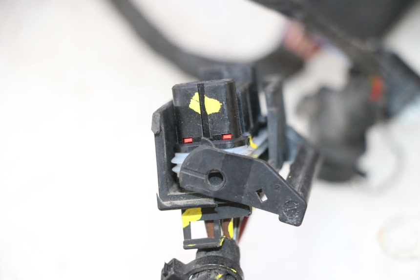 photo de FAIXA DE CABOS BMW C SPORT 650 (2015 - 2021) - Ampliação técnica
