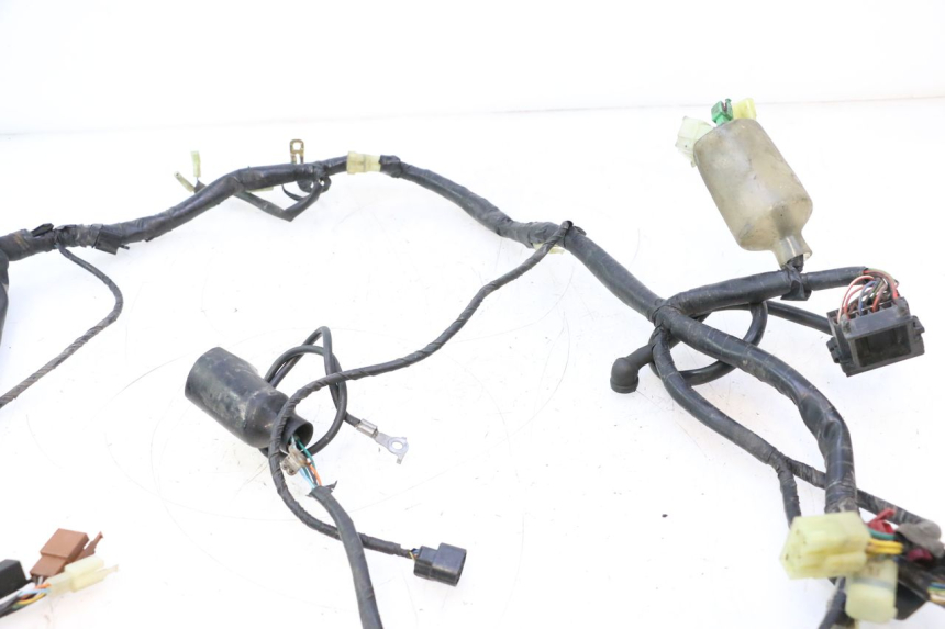 photo de FAIXA DE CABOS HONDA CB F HORNET 600 (2005 - 2006) - Detalhe da peça