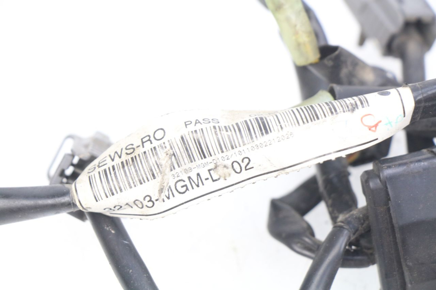 photo de FAIXA DE CABOS HONDA CBRF CBR-F PC41 600 (2011 - 2013) - Outro ângulo de visão