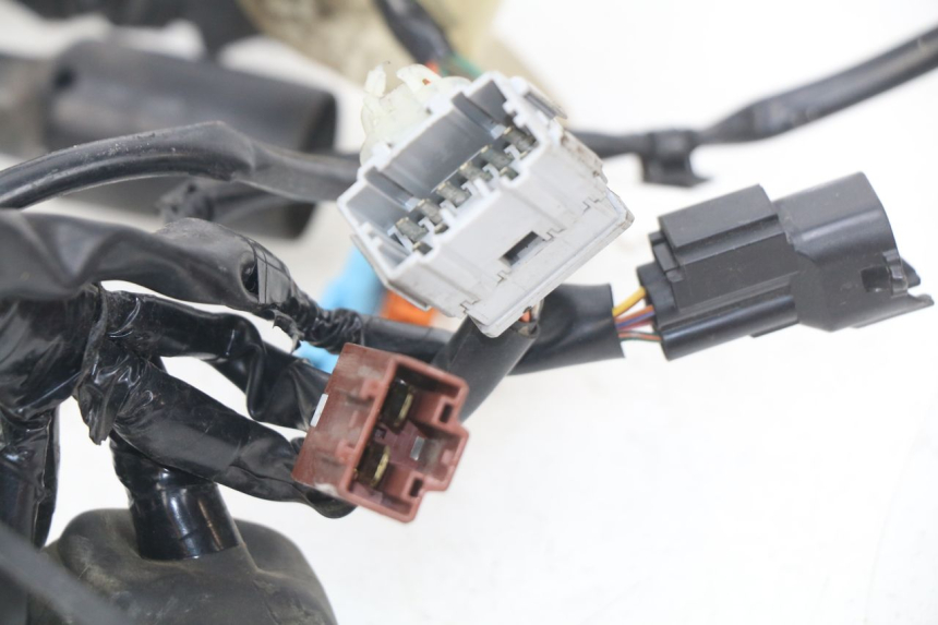 photo de FAIXA DE CABOS HONDA CBRF CBR-F PC41 600 (2011 - 2013) - Marcações e referências