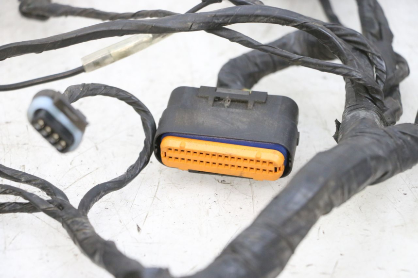 photo de FAIXA DE CABOS KSR CODE 125 (2018 - 2020) - Pontos de fixação