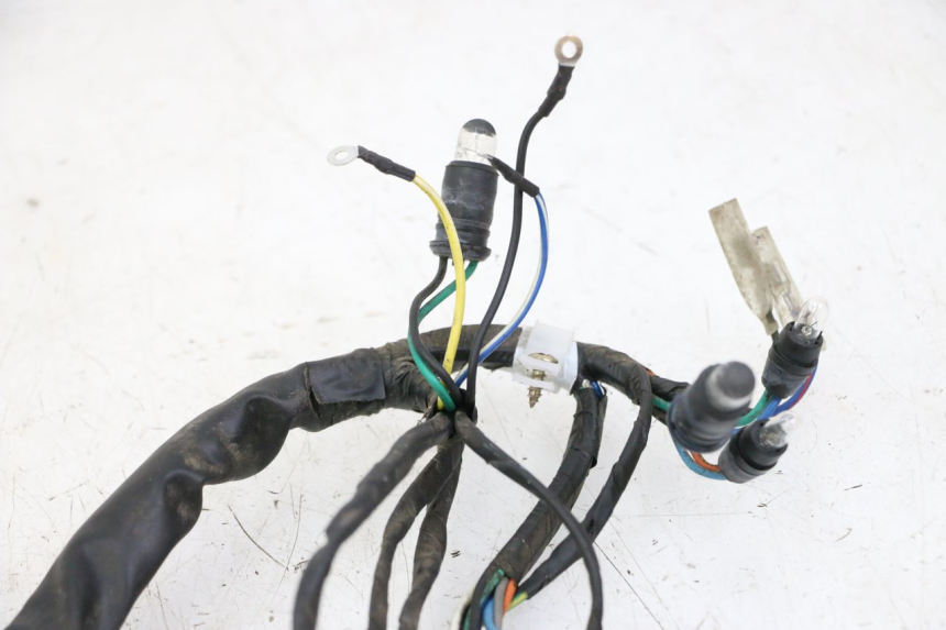photo de Fiação do painel de instrumentos KYMCO AGILITY 4T 50 (2018 - 2022) - Pontos de fixação