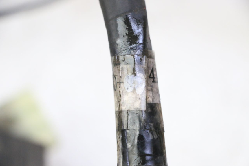 photo de FAIXA DE CABOS YAMAHA CYGNUS X INJECTION 125 (2007 - 2013) - Detalhe da peça