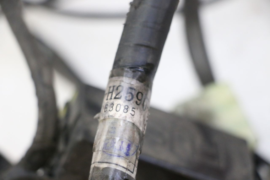 photo de FAIXA DE CABOS YAMAHA CYGNUS X INJECTION 125 (2007 - 2013) - Zoom do estado de desgaste