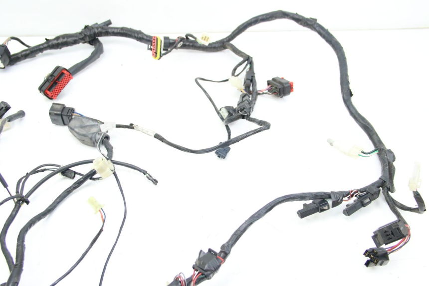 photo de FAIXA DE CABOS PEUGEOT E-VIVACITY 1 (2012 - 2018) - Outro ângulo de visão