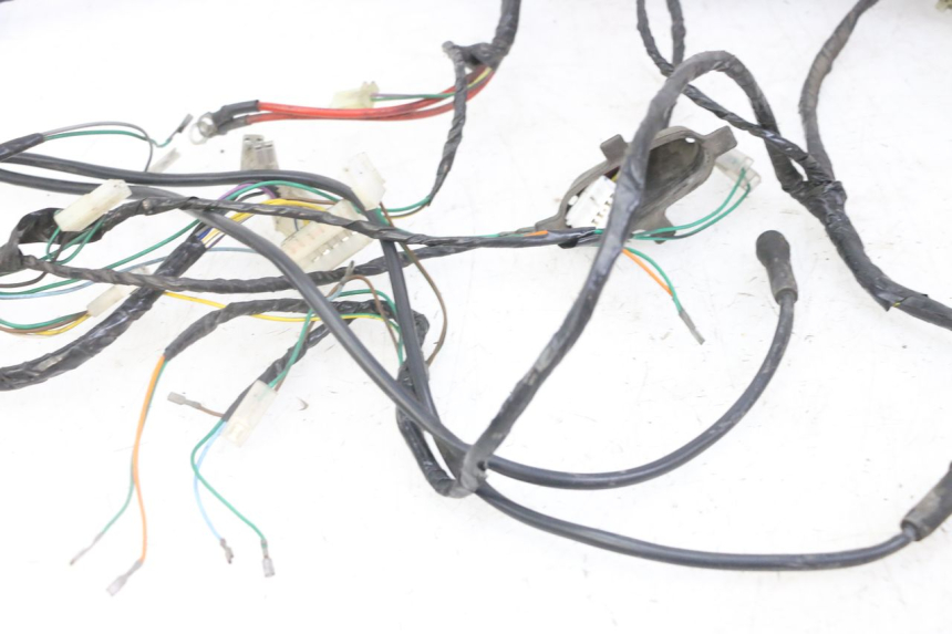 photo de FAIXA DE CABOS PEUGEOT ELYSEO 125 (1999 - 2004) - Ampliação dos componentes